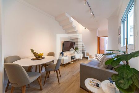 Sala de apartamento à venda com 2 quartos, 100m² em Vila Eldízia, Santo André