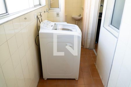 Apartamento à venda com 66m², 3 quartos e 1 vaga Apartamento à venda com 66m², 3 quartos e 1 vagaLavanderia