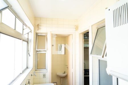 Apartamento à venda com 66m², 3 quartos e 1 vaga Apartamento à venda com 66m², 3 quartos e 1 vagaLavanderia