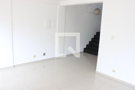 Casa para alugar com 3 quartos, 119m² em Centro, São Vicente