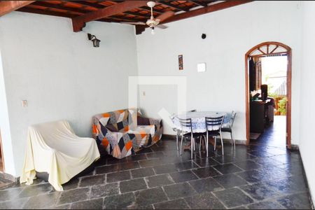 Casa à venda com 360m², 3 quartos e 3 vagasÁrea comum