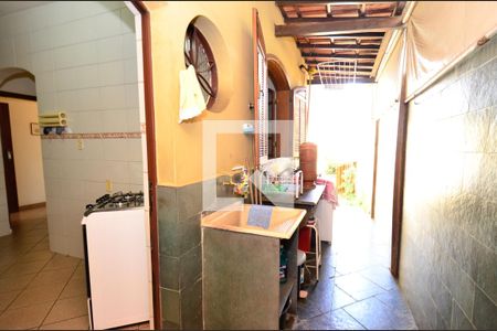 Casa à venda com 360m², 3 quartos e 3 vagasÁrea de Serviço