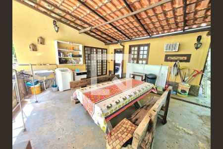 Casa à venda com 140m², 3 quartos e 3 vagas Casa à venda com 140m², 3 quartos e 3 vagasÁrea comum