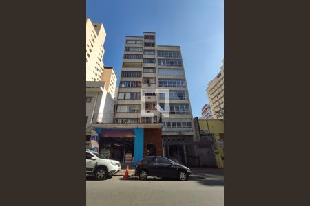 Apartamento à venda com 64m², 1 quarto e sem vagaFachada