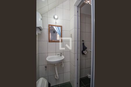 Casa à venda com 200m², 2 quartos e 2 vagasBanheiro do Salão