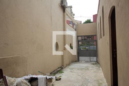 Casa à venda com 200m², 2 quartos e 2 vagasQuintal