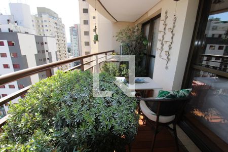 Sala - Varanda de apartamento à venda com 3 quartos, 127m² em Santa Teresinha, São Paulo