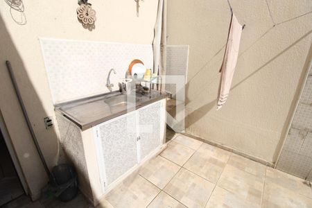 Casa para alugar com 106m², 3 quartos e 1 vagaÁrea de Serviço