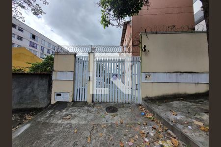 Fachada  de casa para alugar com 3 quartos, 106m² em Todos Os Santos, Rio de Janeiro
