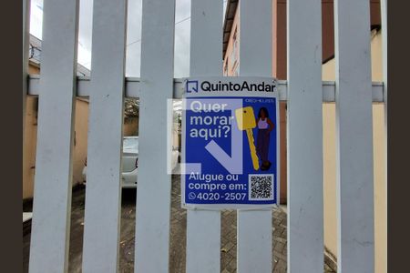 Plaquinha  de casa para alugar com 3 quartos, 106m² em Todos Os Santos, Rio de Janeiro