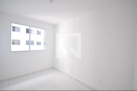 Quarto 2 de apartamento para alugar com 2 quartos, 40m² em Vila Santos, São Paulo