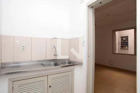 Cozinha de apartamento para alugar com 1 quarto, 27m² em Cidade Baixa, Porto Alegre