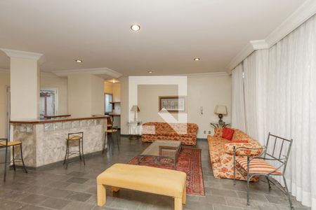 Apartamento à venda com 160m², 4 quartos e 3 vagas Apartamento à venda com 160m², 4 quartos e 3 vagasSalão de Festas