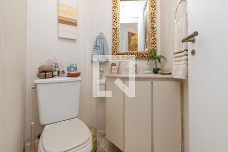 Apartamento à venda com 160m², 4 quartos e 3 vagas Apartamento à venda com 160m², 4 quartos e 3 vagasLavabo