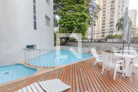 Apartamento à venda com 160m², 4 quartos e 3 vagas Apartamento à venda com 160m², 4 quartos e 3 vagasPiscina