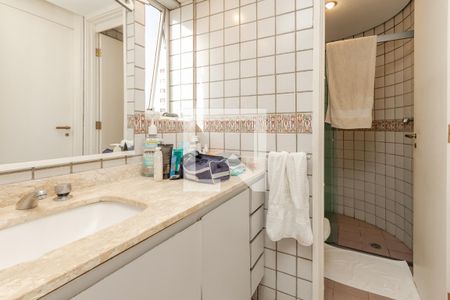 Apartamento à venda com 160m², 4 quartos e 3 vagas Apartamento à venda com 160m², 4 quartos e 3 vagasBanheiro