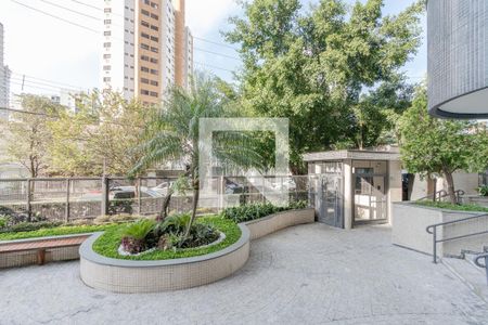 Apartamento à venda com 160m², 4 quartos e 3 vagas Apartamento à venda com 160m², 4 quartos e 3 vagasEntrada