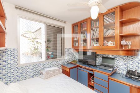 Apartamento à venda com 160m², 4 quartos e 3 vagas Apartamento à venda com 160m², 4 quartos e 3 vagasQuarto 2