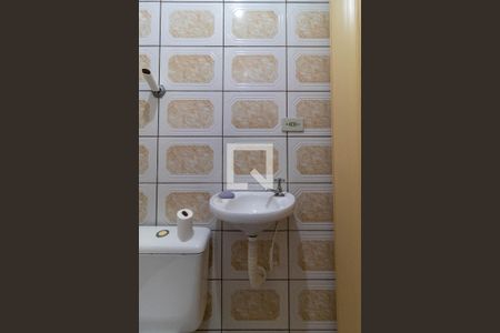 Casa à venda com 140m², 4 quartos e 1 vagaBanheiro da Suíte da Casa 3