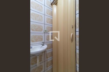 Casa à venda com 140m², 4 quartos e 1 vagaBanheiro da Suíte da Casa 3