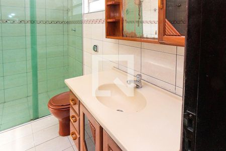 Banheiro Social de casa para alugar com 3 quartos, 143m² em Vila Antonieta, São Paulo