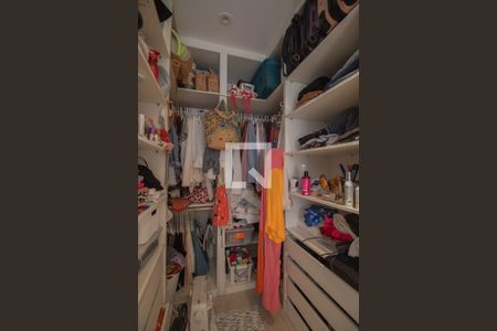 Apartamento à venda com 85m², 3 quartos e 1 vagaCloset