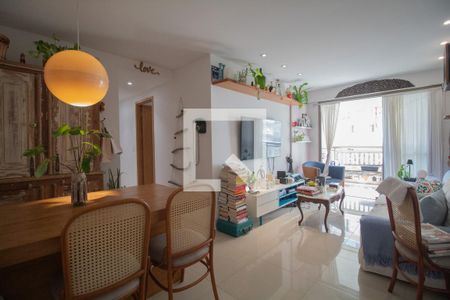 Apartamento à venda com 85m², 3 quartos e 1 vagaSala