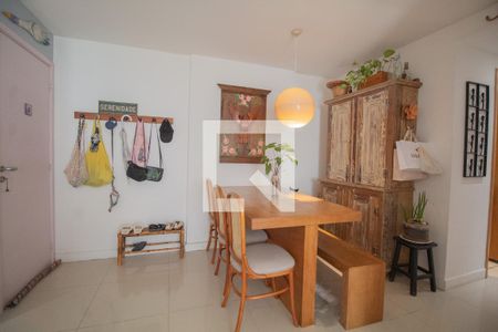 Apartamento à venda com 85m², 3 quartos e 1 vagaSala