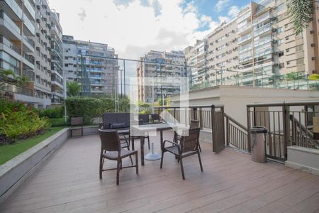 Apartamento à venda com 85m², 3 quartos e 1 vagaÁrea comum