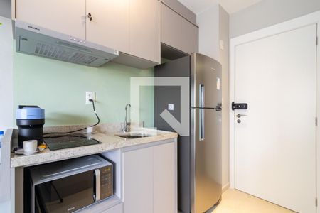 Cozinha de kitnet/studio para alugar com 1 quarto, 25m² em Indianópolis, São Paulo