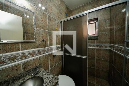 Casa para alugar com 200m², 4 quartos e 2 vagasBanheiro