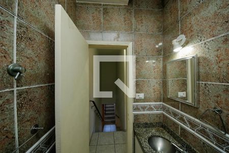 Casa para alugar com 200m², 4 quartos e 2 vagasBanheiro