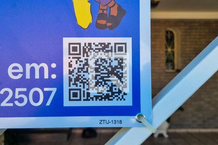 Casa para alugar com 200m², 4 quartos e 2 vagasFachada