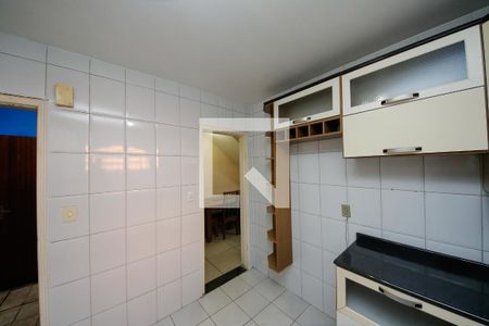 Casa para alugar com 200m², 4 quartos e 2 vagasCozinha