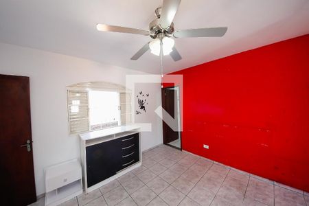 Suíte de casa para alugar com 4 quartos, 200m² em Vila Ivone, São Paulo