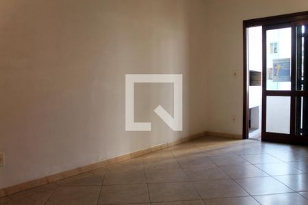 Sala de apartamento à venda com 2 quartos, 100m² em Morro do Espelho, São Leopoldo