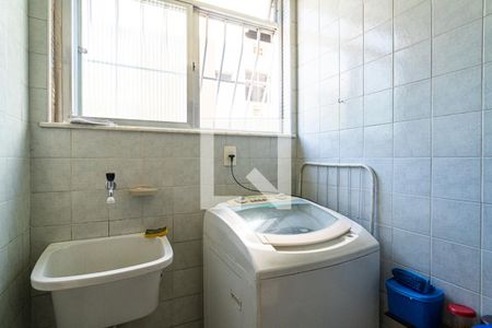 Apartamento para alugar com 75m², 3 quartos e 1 vagaÁrea de Serviço