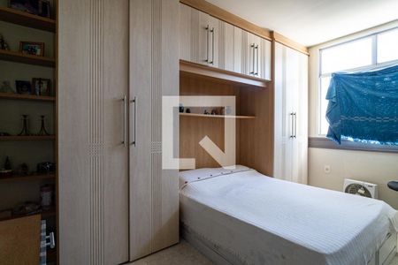Quarto 1 de apartamento para alugar com 3 quartos, 75m² em Santa Rosa, Niterói