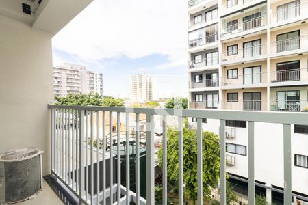 Varanda de kitnet/studio à venda com 1 quarto, 21m² em Indianópolis, São Paulo