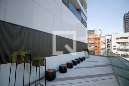 Studio à venda com 40m², 1 quarto e 1 vaga Studio à venda com 40m², 1 quarto e 1 vagaÁrea Comum