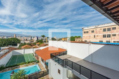 Casa à venda com 470m², 4 quartos e 8 vagasVaranda dos Quarto 3 e 4