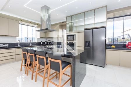 Casa à venda com 470m², 4 quartos e 8 vagasCozinha