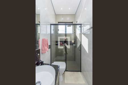 Casa à venda com 470m², 4 quartos e 8 vagasBanheiro Social