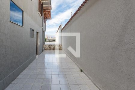 Casa à venda com 470m², 4 quartos e 8 vagasEntrada - Garagem