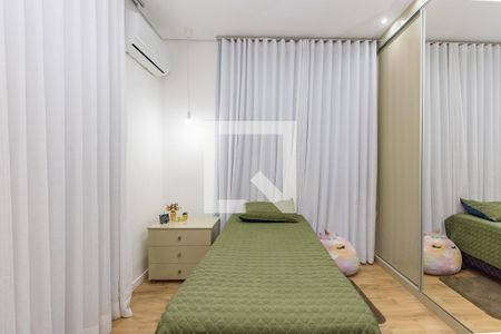 Casa à venda com 470m², 4 quartos e 8 vagasQuarto 3