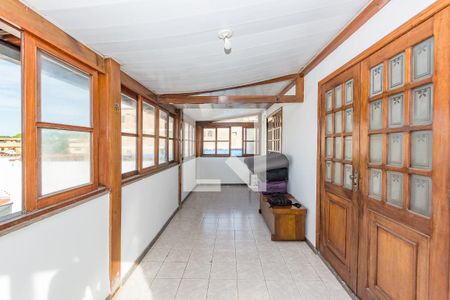 Casa à venda com 470m², 4 quartos e 8 vagasVaranda dos Quarto 3 e 4