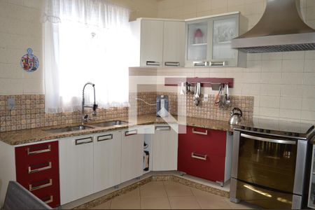 Casa à venda com 419m², 4 quartos e 4 vagasCozinha