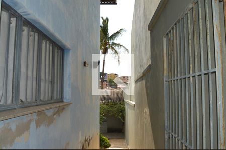 Casa à venda com 419m², 4 quartos e 4 vagasentrada lateral para o quintal
