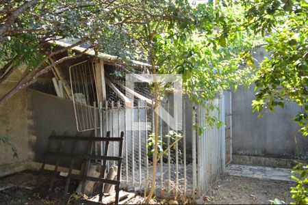 Casa à venda com 419m², 4 quartos e 4 vagasCanil