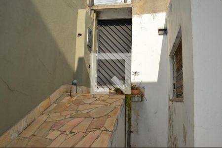 Casa à venda com 419m², 4 quartos e 4 vagasentrada lateral para o quintal